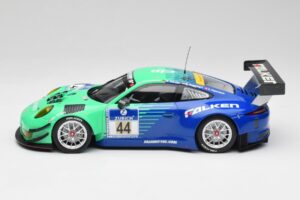 Porsche 911 GT3 R #44 Falken Motorsport W. Henzler / P. Dumbreck NBR 2016 Minichamps 1:18 155166044 Métal Moulé — image 3 sur 6