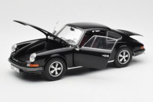 Porsche 911 S Noir Schuco 1:18 450047200 Métal Moulé — image 2 sur 8