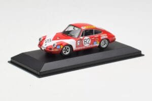 Porsche 911 S #82 Team Kremer Racing 1000km ADAC Neuhaus Class Winner 1971 Minichamps 1:43 400716882 Métal Moulé — image 2 sur 4