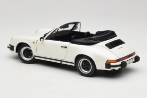 Porsche 911 SC Cabriolet Blanc Minichamps 1:18 100063031 Métal Moulé — image 7 sur 8