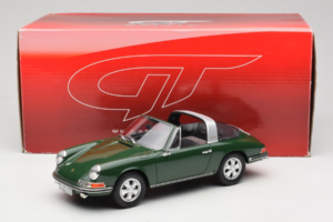 Porsche 911 F-Series Targa Vert GT Spirit 1:18 GT001CS Résine — image 6 sur 6