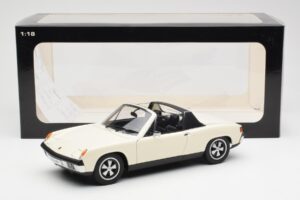 Porsche 914/6 Ivoire Clair AUTOart 1:18 77933 Métal Moulé — image 8 sur 8