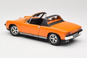 Porsche 914/6 Orange Revell 1:18 08864 Métal Moulé — image 7 sur 8