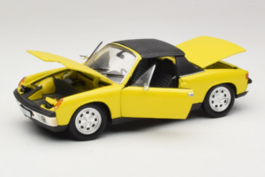 Porsche 914 Jaune Revell 1:18 8976 Métal Moulé — image 2 sur 8