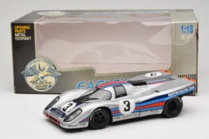 Porsche 917K #3 Martini V. Elford / G. van Lennep 12 Hours of Sebring Winner 1971 Eagles Race 1:18 905002 Métal Moulé — image 6 sur 6