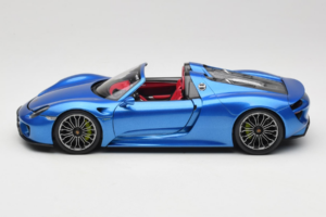 Porsche 918 Spyder Blue Metallic Minichamps 1:18 110062432 Métal Moulé — image 4 sur 8