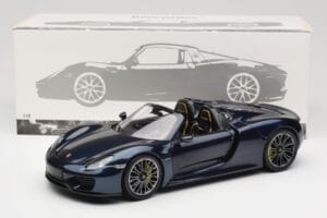Porsche 918 Spyder Bleu Metallic Minichamps 1:18 113062434 Métal Moulé — image 8 sur 8