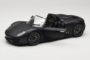 Porsche 918 Spyder Matte Black Minichamps 1:18 110060031 Métal Moulé — image 2 sur 8