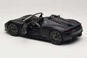 Porsche 918 Spyder Matte Black Minichamps 1:18 110060031 Métal Moulé — image 5 sur 8