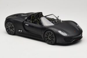 Porsche 918 Spyder Matte Black Minichamps 1:18 110060031 Métal Moulé — image 6 sur 8