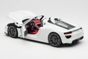 Porsche 918 Spyder Blanc Minichamps 1:18 110062436 Métal Moulé — image 5 sur 8