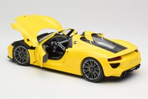 Porsche 918 Spyder Jaune Minichamps 1:18 110062434 Métal Moulé — image 5 sur 8
