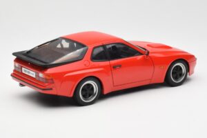 Porsche 924 Carrera GT Guards Rouge AUTOart 1:18 78003 Métal Moulé — image 3 sur 8