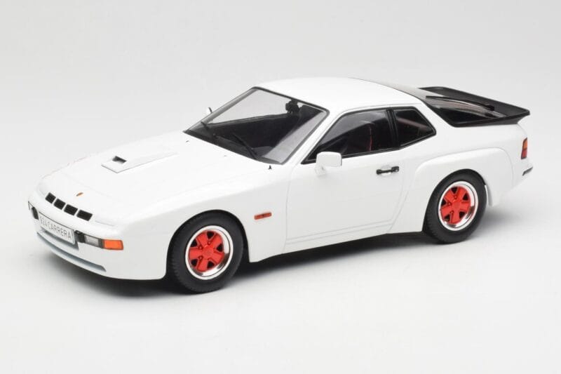 Porsche 924 Carrera GT Blanc & Jantes Rouges MCG 1:18 MCG18303 Métal Moulé
