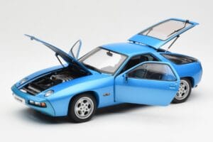 Porsche 928 Bleu AUTOart 1:18 77901 Métal Moulé — image 2 sur 8