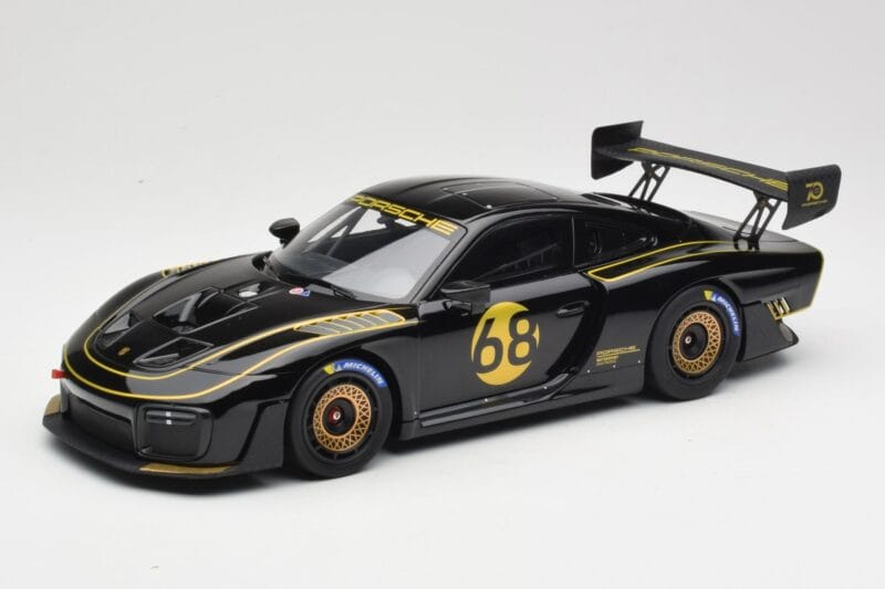 Porsche 935/19 Noir avec Bandes Dorées Minichamps 1:18 155067568 Métal Moulé