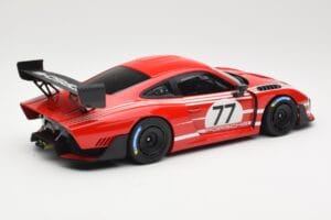 Porsche 935/19 Rouge avec Rayures Blanches Minichamps 1:18 155067577 Métal Moulé — image 2 sur 6