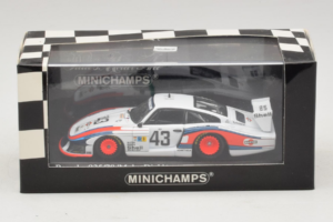 Porsche 935/78 Moby Dick #43 R. Stommelen / M. Schurti 24 Hours of Le Mans 1978 Minichamps 1:43 430786743 Métal Moulé — image 4 sur 4