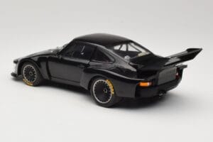Porsche 935 Turbo Group 5 1976 Exoto 1:18 18101 Métal Moulé — image 7 sur 8