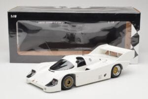 Porsche 956K Plain Body 1982 Minichamps 1:18 155826600 Métal Moulé — image 6 sur 6