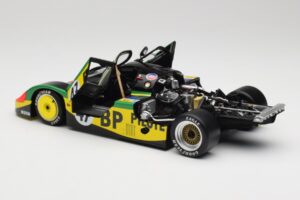 Porsche 956L BP #47 P. Henn / C. Ballot-Lena 24 Hours of Le Mans 1983 Minichamps 1:18 180836947 Métal Moulé — image 5 sur 8