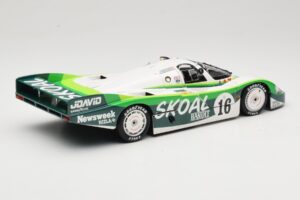 Porsche 956L #16 Skoal Bandit G. Edwards / D. Sears / M. Bleekemolen 24 Hours of Le Mans 1983 Minichamps 1:18 183836916 Métal — image 3 sur 8