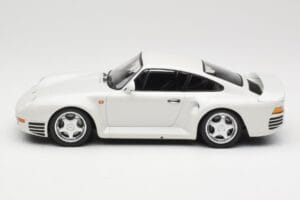 Porsche 959 White Metallic Minichamps 1:18 155066206 Métal Moulé — image 3 sur 6
