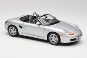 Porsche Boxster 986 Cabriolet Arctic Argent Métallisé UT Models 1:18 27852 Métal Moulé — image 6 sur 8