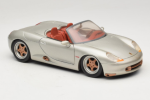 Porsche Boxster 986 Concept Argent Maisto 1:18 50231 Métal Moulé — image 6 sur 8