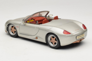 Porsche Boxster 986 Concept Argent Maisto 1:18 50231 Métal Moulé — image 7 sur 8