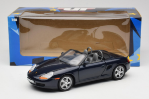 Porsche Boxster 986 S Night Blue UT Models 1:18 WAP021006-R1 Métal Moulé — image 8 sur 8