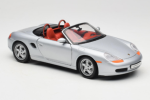 Porsche Boxster S 986 Argent UT Models 1:18 WAP021007 Métal Moulé — image 6 sur 8