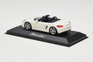 Porsche Boxster 981 Blanc Minichamps 1:43 WAP0202000D-R1 Métal Moulé — image 3 sur 4