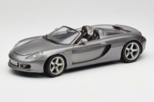 Porsche Carrera GT Gris Métallisé Maisto 1:18 36622-R1 Métal Moulé
