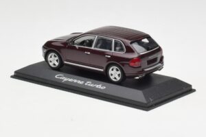 Porsche Cayenne 955 Turbo Rouge Foncé Minichamps 1:43 WAPC2000113 Métal Moulé — image 3 sur 4