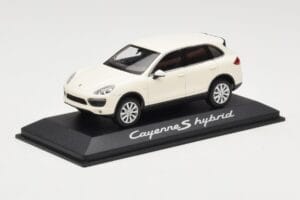 Porsche Cayenne 958 S Hybrid Blanc Minichamps 1:43 WAP0200040B Métal Moulé — image 2 sur 4