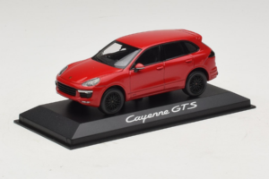 Porsche Cayenne 958 GTS Rouge Minichamps 1:43 WAP0200070E Métal Moulé — image 2 sur 5
