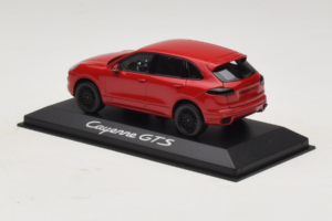 Porsche Cayenne 958 GTS Rouge Minichamps 1:43 WAP0200070E Métal Moulé — image 3 sur 5