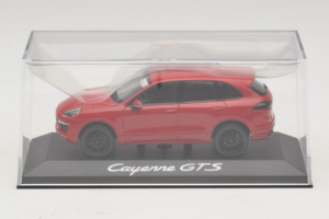 Porsche Cayenne 958 GTS Rouge Minichamps 1:43 WAP0200070E Métal Moulé — image 4 sur 5