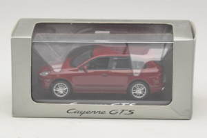 Porsche Cayenne 955 GTS Rouge Avec Jantes Argent Minichamps 1:43 WAP02000818 Métal Moulé — image 4 sur 4