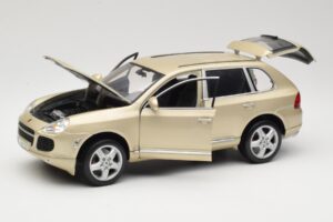 Porsche Cayenne S 955 Beige Maisto 1:18 WAPC2100213 Métal Moulé — image 2 sur 8
