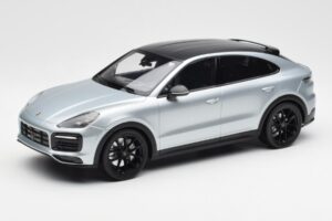 Porsche Cayenne E3 S Coupe Dolo Argent Norev 1:18 WAP0213220K Métal Moulé