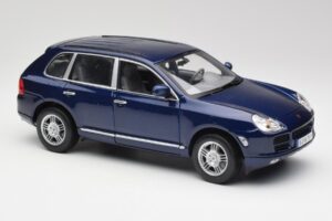 Porsche Cayenne S 9PA Dark Sea Bleu Métallisé Maisto 1:18 31635 Métal Moulé — image 6 sur 8