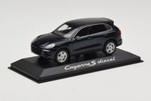Porsche Cayenne 958 S Diesel Blue Metallic Minichamps 1:43 WAP0200080E Métal Moulé — image 2 sur 4