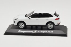 Porsche Cayenne 958 S e-Hybrid Blanc Minichamps 1:43 WAP0200040E Métal Moulé