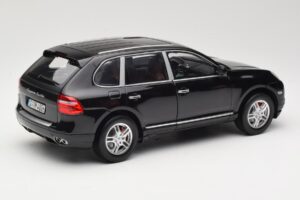 Porsche Cayenne Turbo 957 Noir Norev 1:18 WAP02112317 Métal Moulé — image 3 sur 8