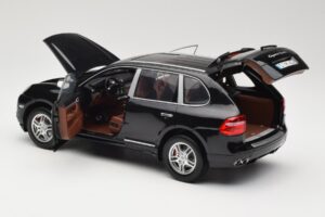 Porsche Cayenne Turbo 957 Noir Norev 1:18 WAP02112317 Métal Moulé — image 5 sur 8
