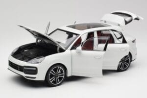 Porsche Cayenne 9YA Turbo Blanc Metallic Minichamps 1:18 155042560 Métal Moulé — image 2 sur 8