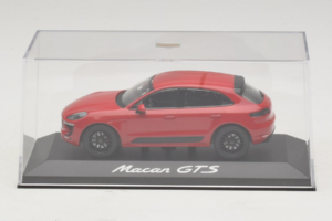 Porsche Macan 95B GTS Rouge Minichamps 1:43 WAP0206030G Métal Moulé — image 4 sur 5
