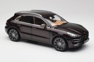 Porsche Macan 95B Turbo Acajou Métallique Minichamps 1:18 110062500 Métal Moulé — image 6 sur 8